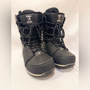 Liquid Impact Men’s Snowboard Boots Black Size 8